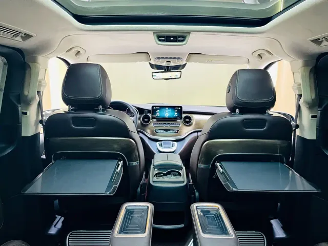 Mercedes-Benz V-Class — Фото автомобиля 13