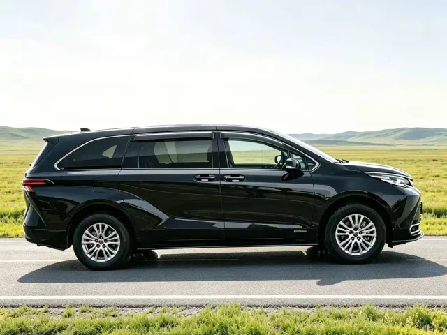 Toyota Sienna — Фото автомобиля 7