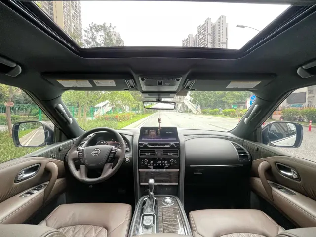 Nissan Patrol — Фото автомобиля 10