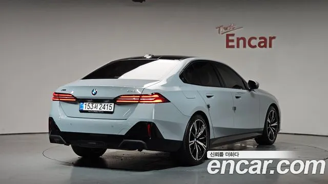 BMW 5 Series G60 — Фото автомобиля 2