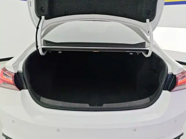 Chevrolet Malibu XL — Фото автомобиля 4