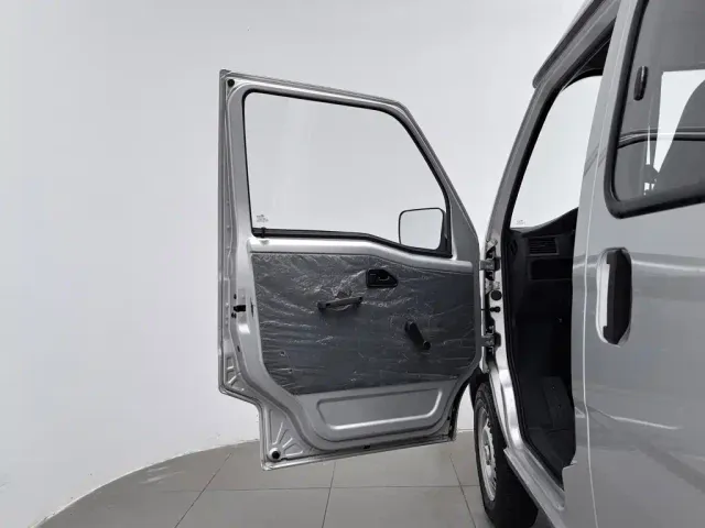 Wuling Motors Wuling Zhiguang 2020 1.2L Van Utility China VI 5-seat LSI — Фото автомобиля 8