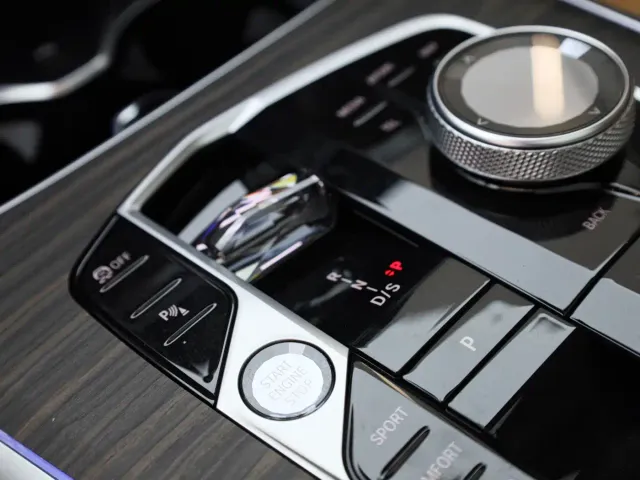 BMW X7 — Фото автомобиля 16