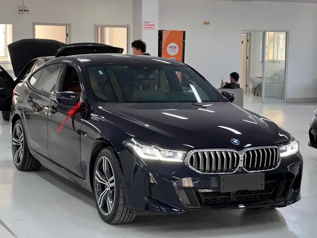 BMW 6 Series Gran Turismo — Фото автомобиля 3