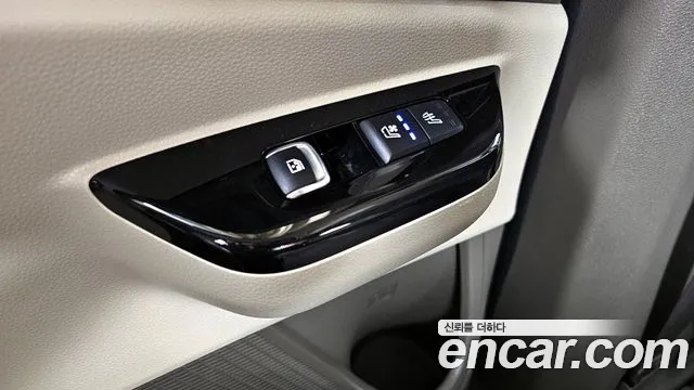 Kia Canival Carnival 4 поколение Дизель 7 мест Hi-Limousine — Фото автомобиля 17