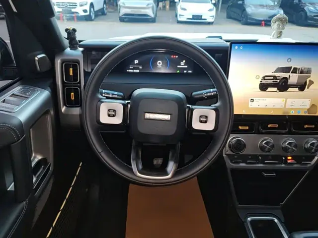 iCAR V23 — Фото автомобиля 10