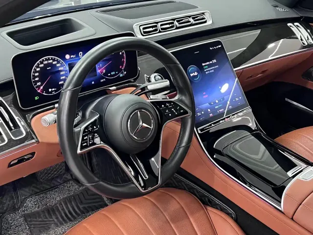 Mercedes-Benz S-Class — Фото автомобиля 16