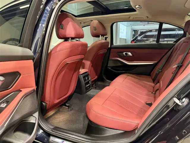 BMW 3 Series — Фото автомобиля 21