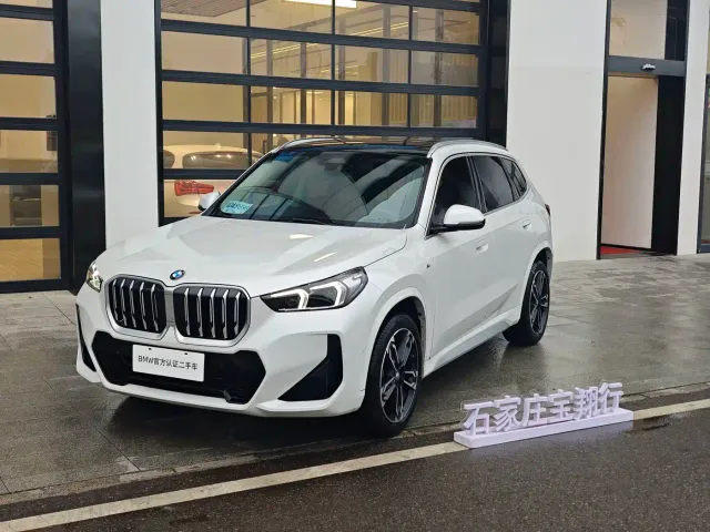 BMW X1 — Фото автомобиля 3