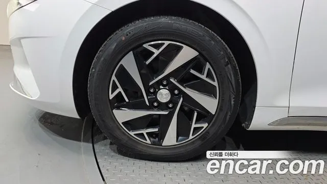 Hyundai Grandeur Grandeur (New) Hybrid — Фото автомобиля 5