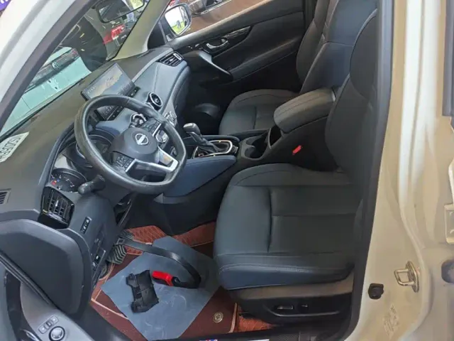 Nissan Qashqai — Фото автомобиля 14