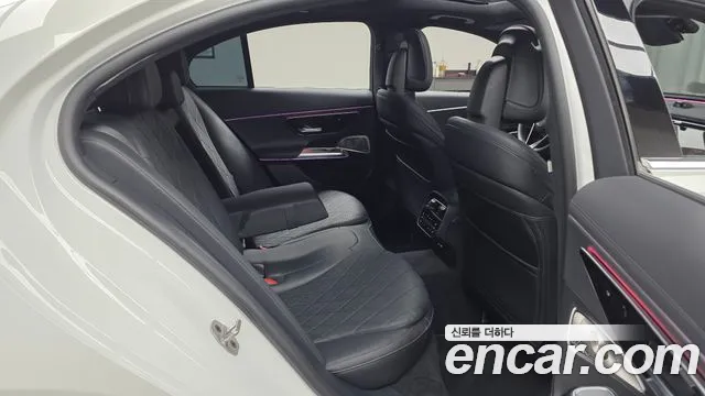 Mercedes-Benz E-Class W214 — Фото автомобиля 26