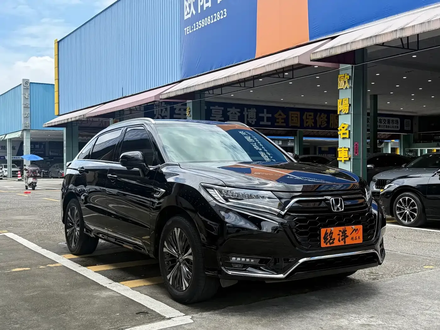 Honda Honda UR-V 2020 370TURBO 4WD Premium Edition — Фото автомобиля 3
