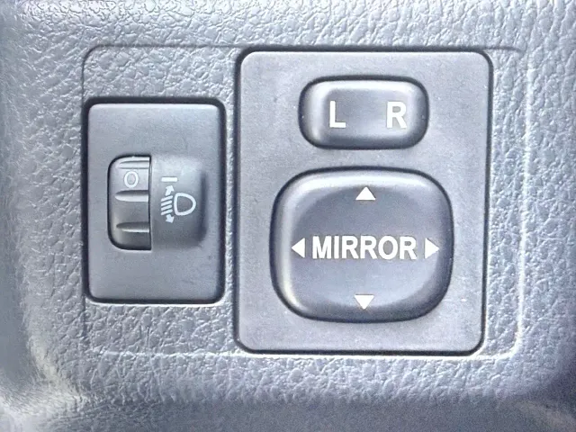 Toyota YARiS L Zhi Xuan — Фото автомобиля 13