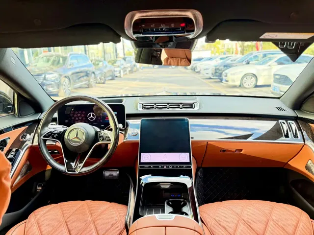 Mercedes-Benz Maybach S-Class — Фото автомобиля 22