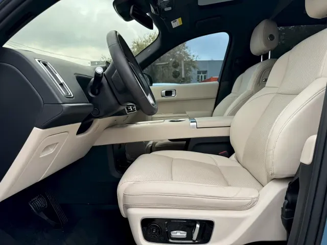 Li Auto L9 — Фото автомобиля 5