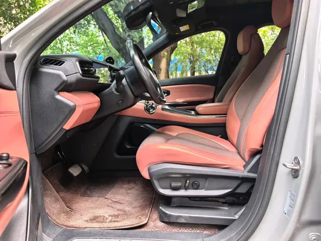 Nio EC6 — Фото автомобиля 8