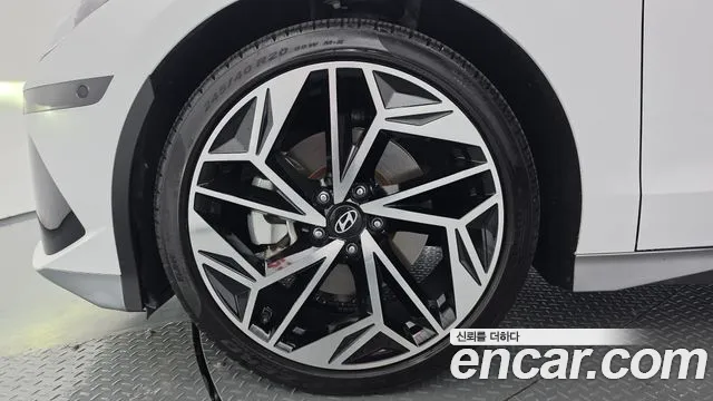 Hyundai Ioniq 6 — Фото автомобиля 5