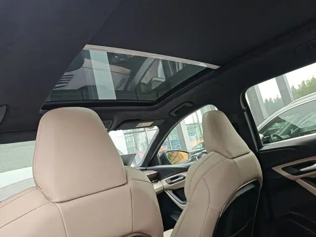 Audi Q6L e-tron — Фото автомобиля 17
