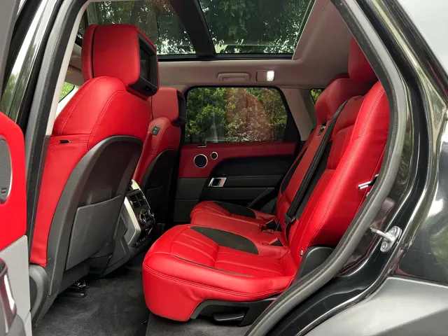 Land Rover Range Rover Sport — Фото автомобиля 6