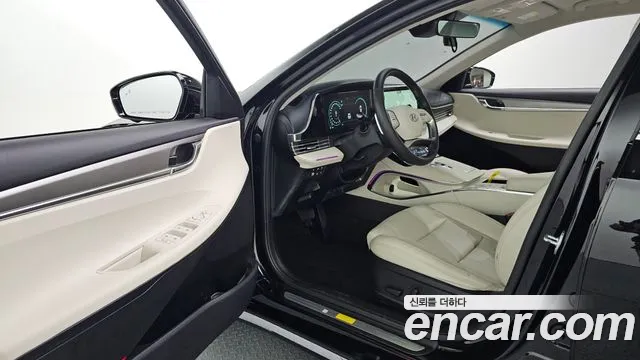 Hyundai Grandeur Новый Grandeur IG — Фото автомобиля 3