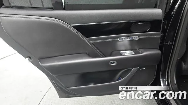 Genesis G90 Бензин 3.5 Turbo 2WD — Фото автомобиля 25