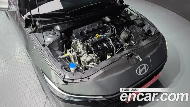 Hyundai Avante CN7 — Фото автомобиля 9
