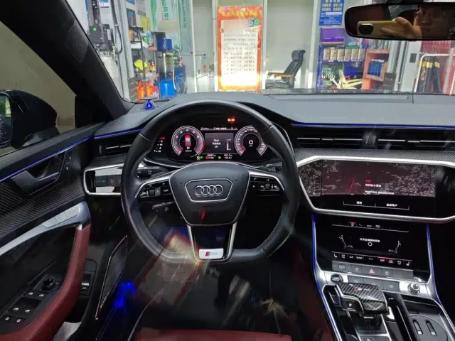 Audi A7L — Фото автомобиля 2