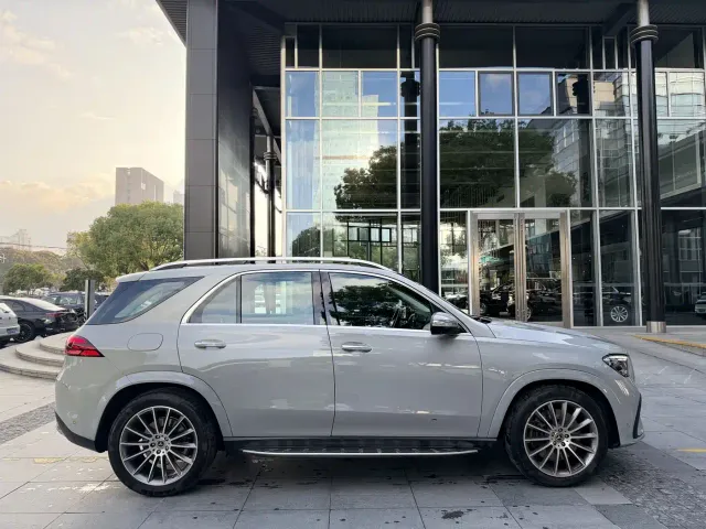 Mercedes-Benz GLE-Class — Фото автомобиля 8