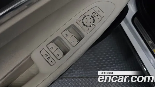 Hyundai Grandeur Grandeur (New) Hybrid — Фото автомобиля 29