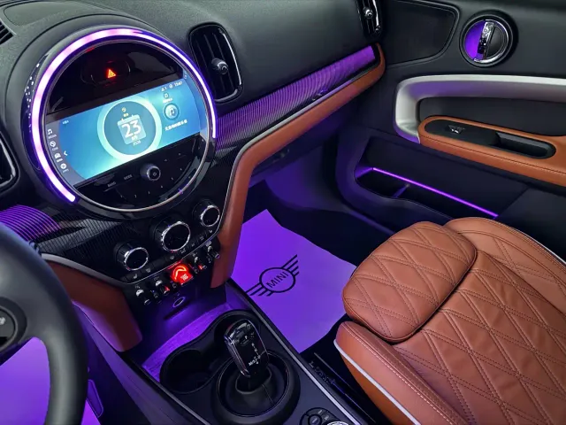 MINI Countryman — Фото автомобиля 11