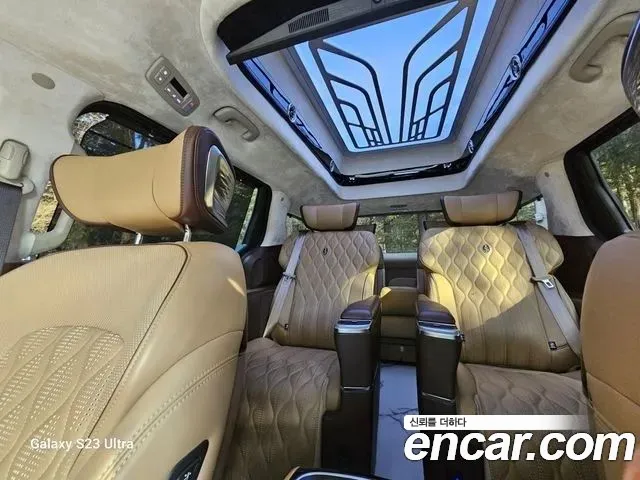 Kia Carnival Generation 4 — Фото автомобиля 3