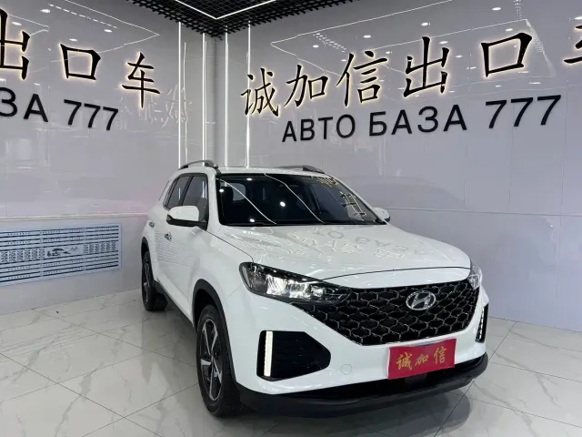 Hyundai ix35 — Фото автомобиля 2
