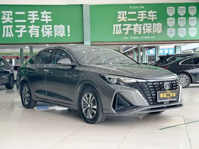 Changan Eado — Фото автомобиля 3