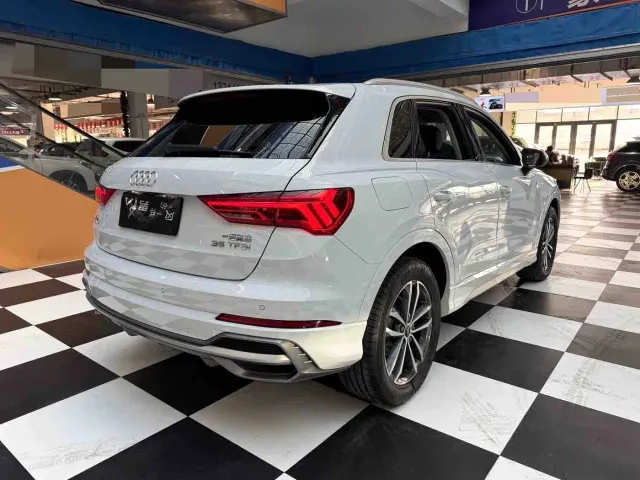 Audi Q3 — Фото автомобиля 19
