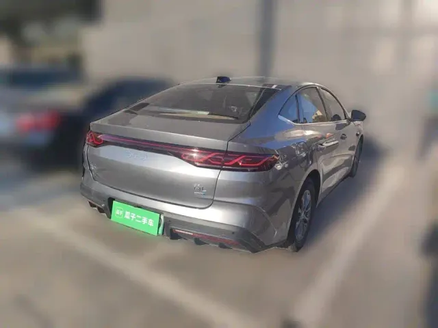 BYD Qin L — Фото автомобиля 6