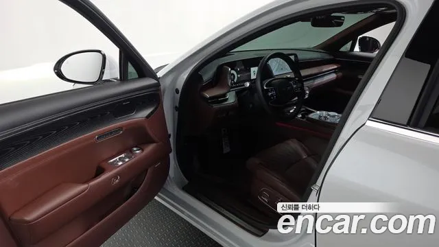 Genesis G90 Бензин 3.5 турбо AWD — Фото автомобиля 9