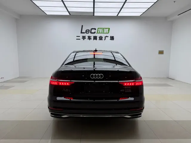 Audi A6L — Фото автомобиля 5