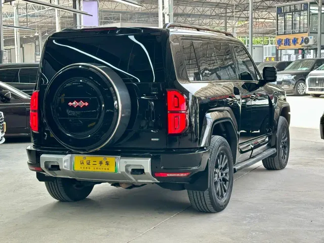 BYD FangChengBao Leopard 5 — Фото автомобиля 5