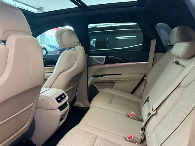 Cadillac XT5 — Фото автомобиля 15