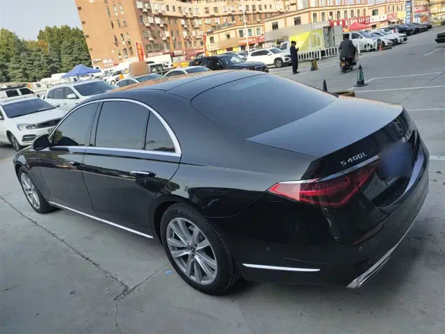 Mercedes-Benz S-Class — Фото автомобиля 3