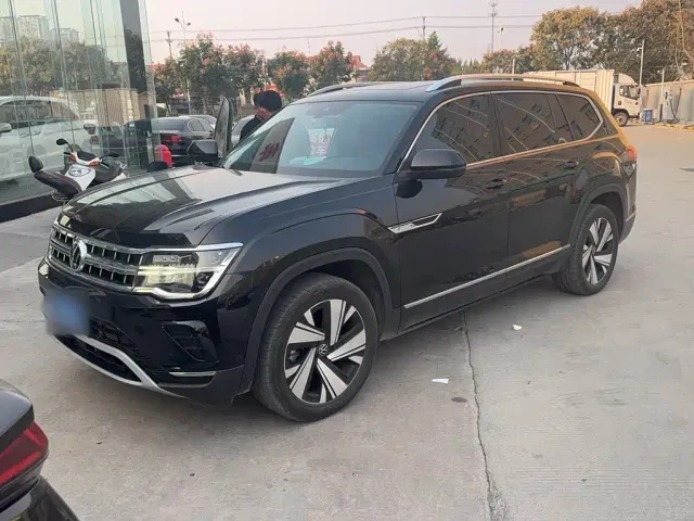 Фотография автомобиля — Volkswagen Teramont