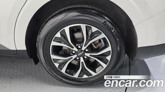 Kia Canival Carnival 4 поколение 9 мест Prestige — Фото автомобиля 18