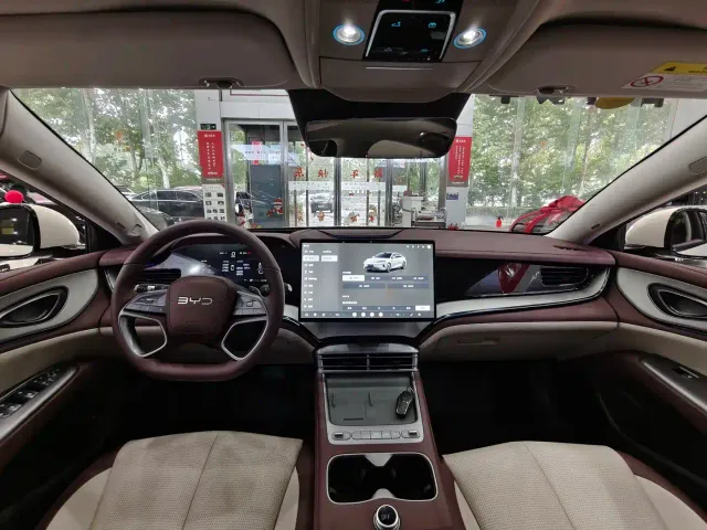 BYD Seal 07 EV — Фото автомобиля 9