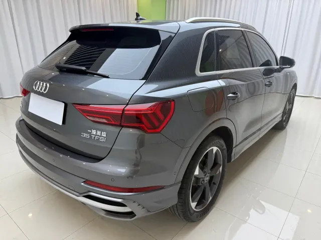 Audi Q3 — Фото автомобиля 4