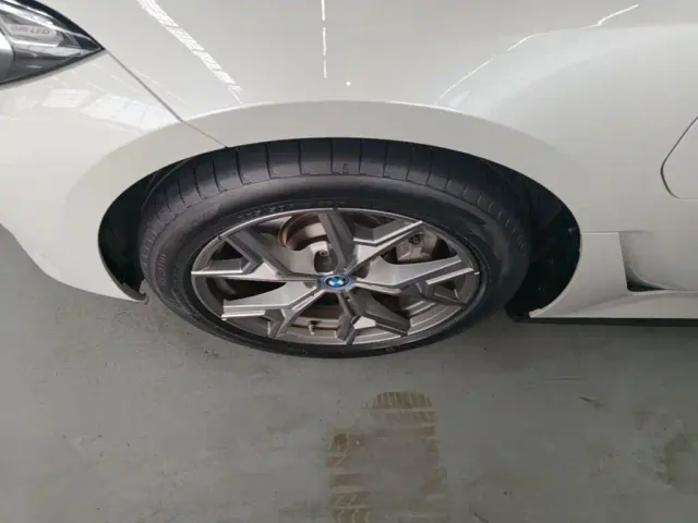 BMW i3 — Фото автомобиля 22