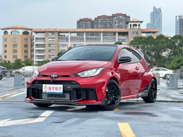 Фотография автомобиля — Toyota GR YARIS