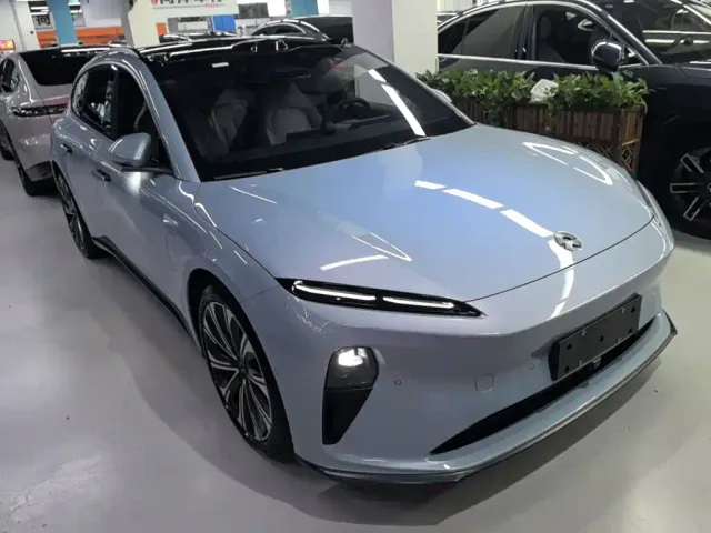 Nio ET5 Touring — Фото автомобиля 3
