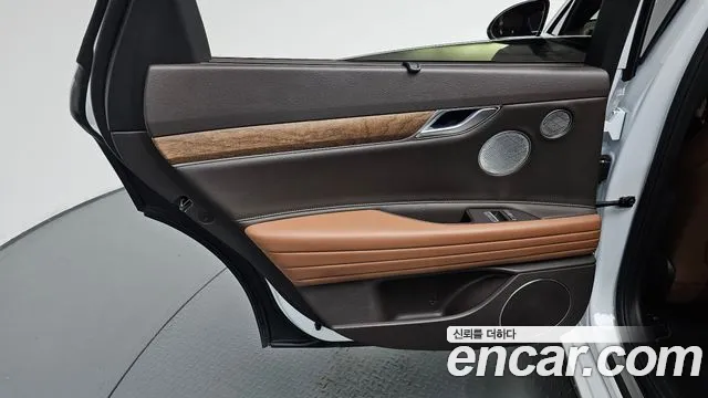 Genesis G80 RG3 — Фото автомобиля 14