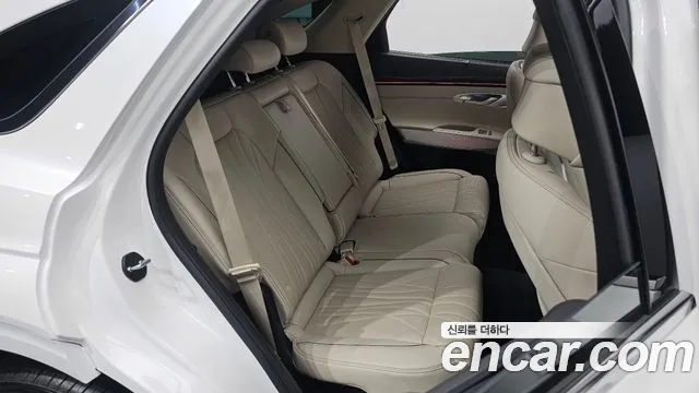 Genesis GV70 — Фото автомобиля 17